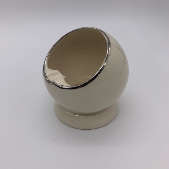 Mid Century Found Footed Ceramic Cigar Ashtray Half Circle Flag Logo Silver Rim - Picture 7 of 12